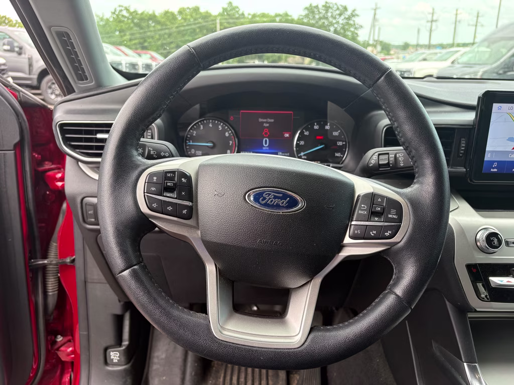 2022 RAPID RED MET TINTED CC Ford Explorer XLT RWD SUV
