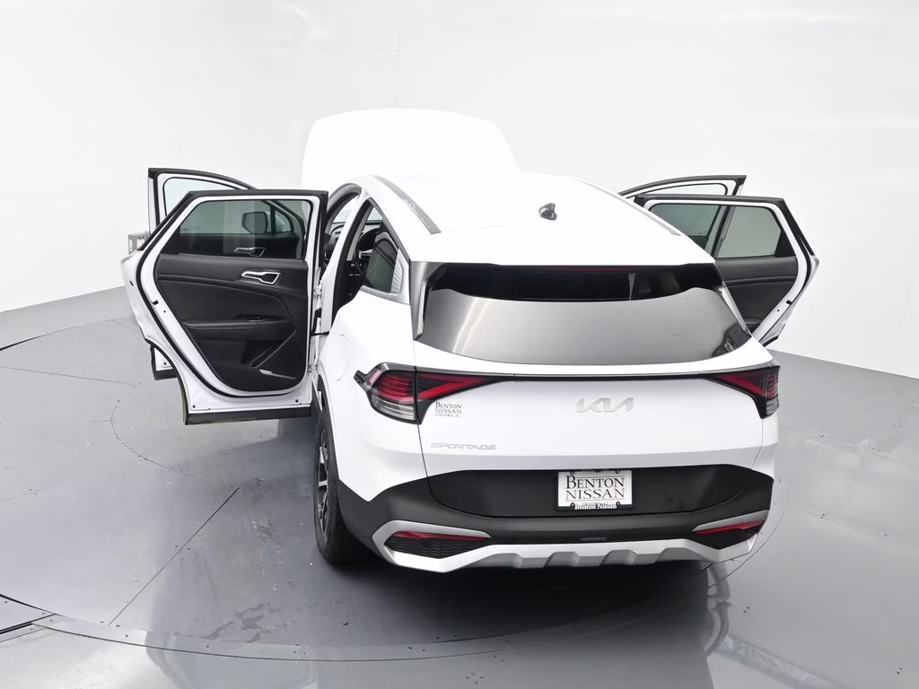 2024 Glacial White Pearl Kia Sportage EX FWD SUV
