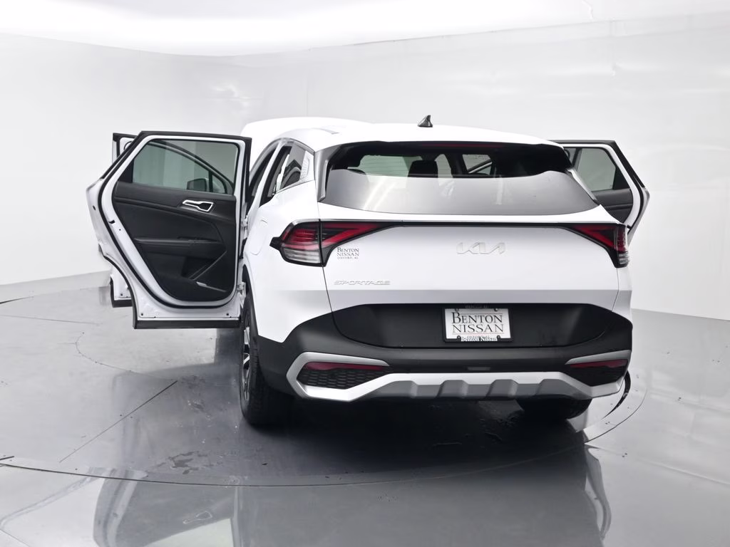 2024 Glacial White Pearl Kia Sportage EX FWD SUV