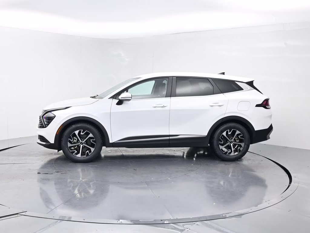 2024 Glacial White Pearl Kia Sportage EX FWD SUV