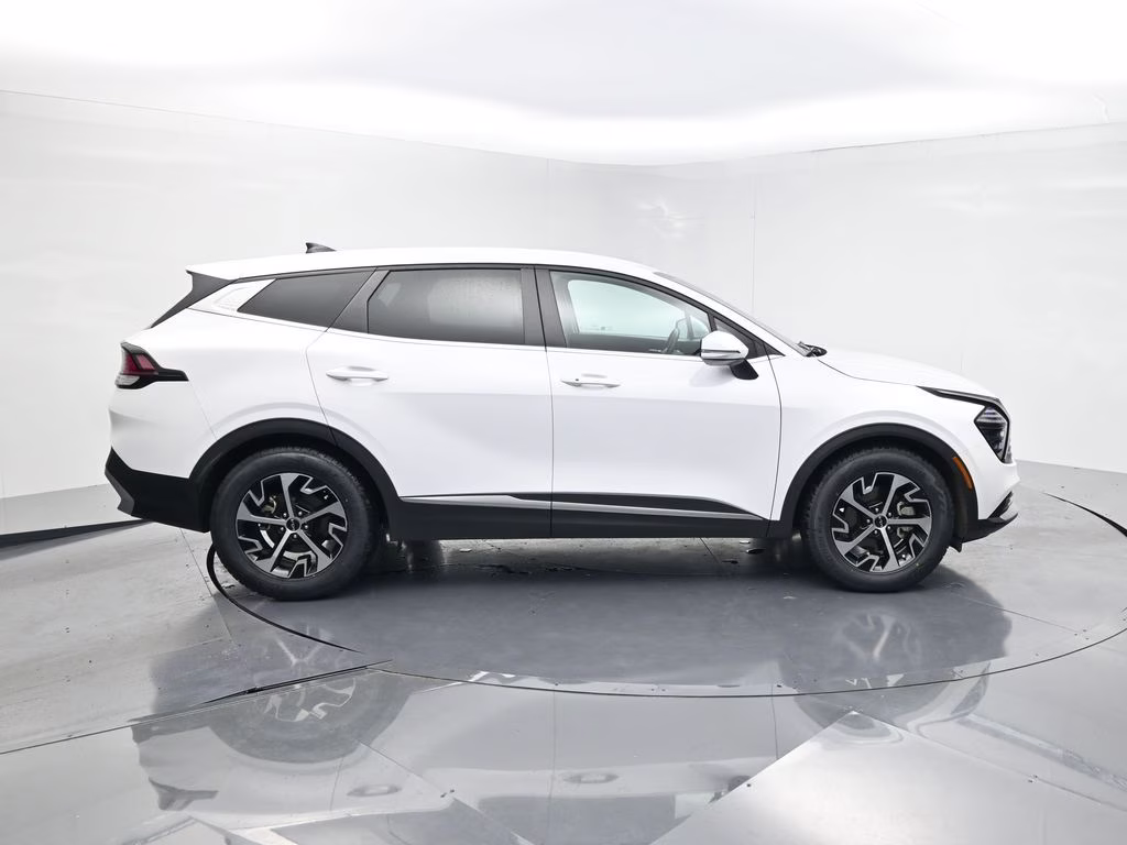 2024 Glacial White Pearl Kia Sportage EX FWD SUV