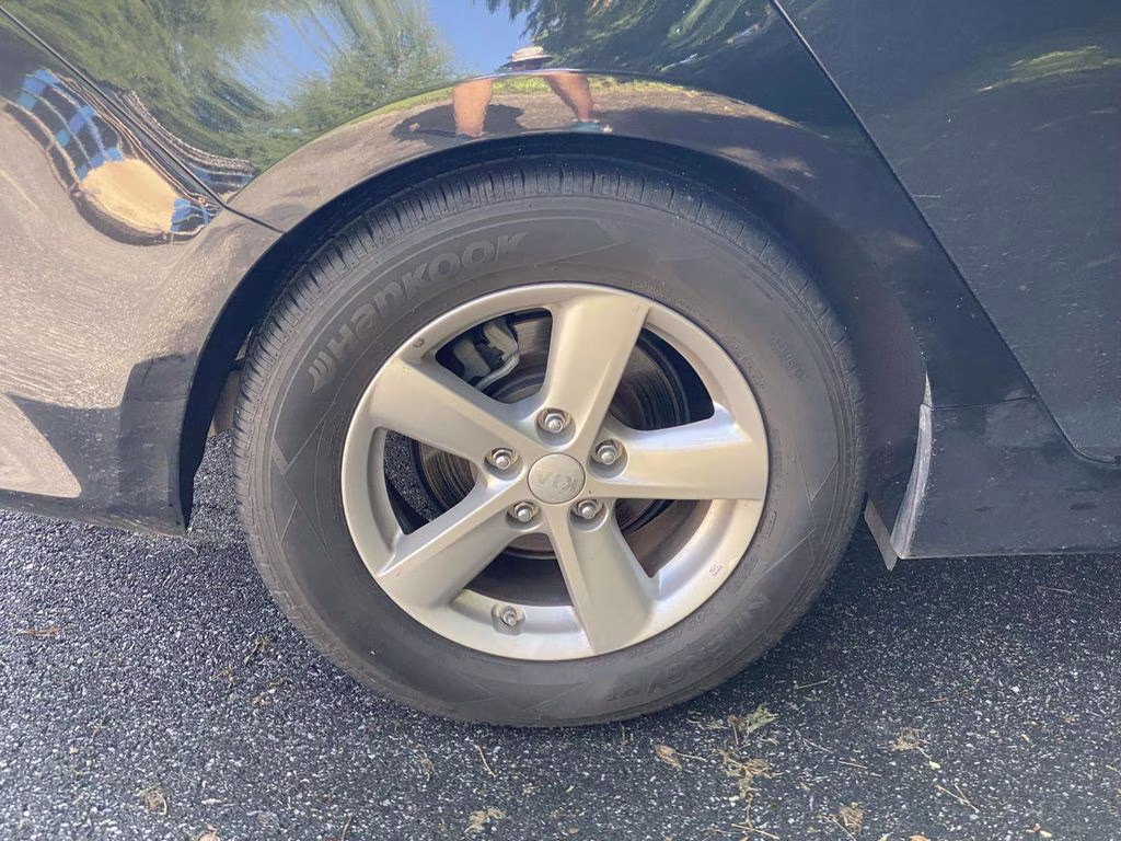2015 Ebony Black Kia Optima LX FWD Sedan