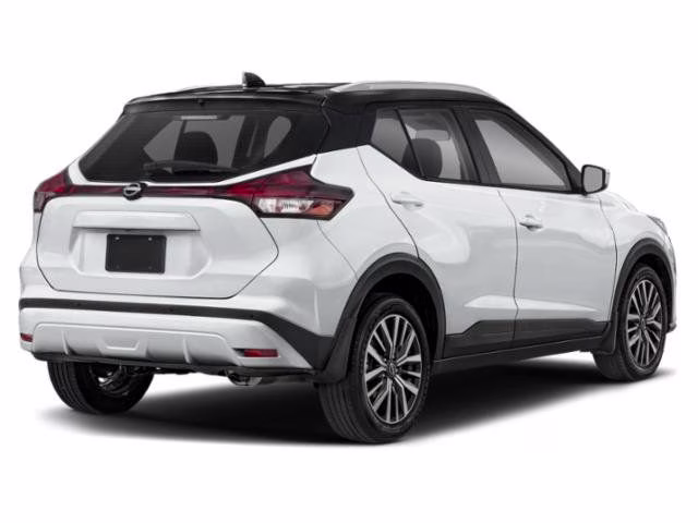 2023 Aspen White Tricoat/Super Black Nissan Kicks SV FWD SUV