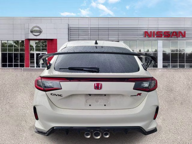2024 Championship White Honda Civic Type R FWD Hatchback