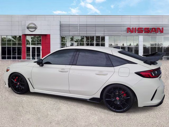 2024 Championship White Honda Civic Type R FWD Hatchback