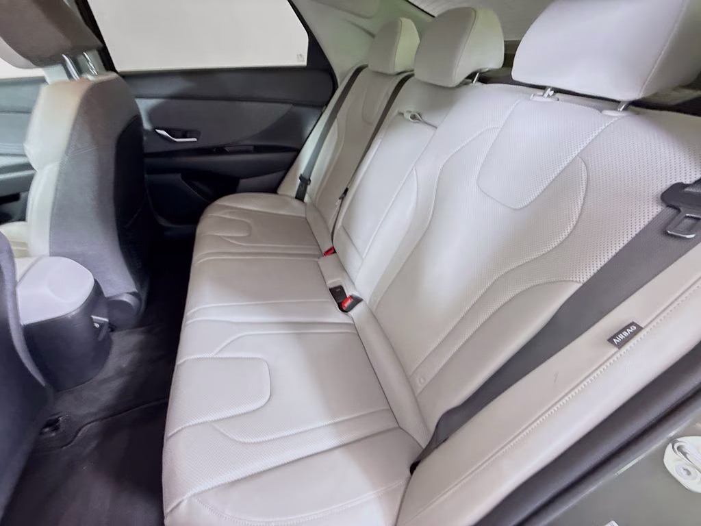 2024 Amazon Gray Hyundai Elantra Limited FWD Sedan