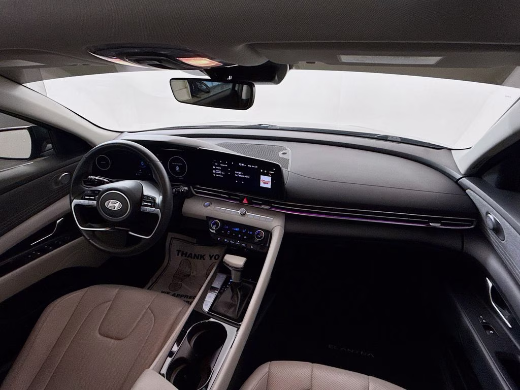2024 Amazon Gray Hyundai Elantra Limited FWD Sedan