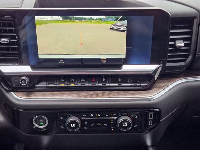 2024 Summit White Chevrolet Silverado 1500 LT Trail Boss 4X4 Truck