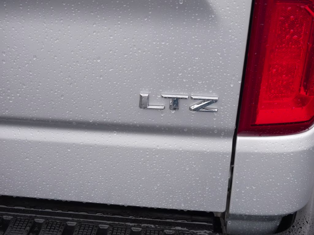 2020 Silver Ice Metallic Chevrolet Silverado 1500 LTZ 4X4 Truck