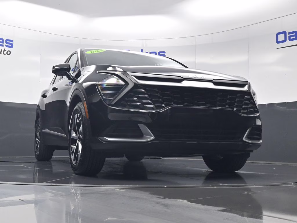 2024 Ebony Black Kia Sportage EX FWD SUV