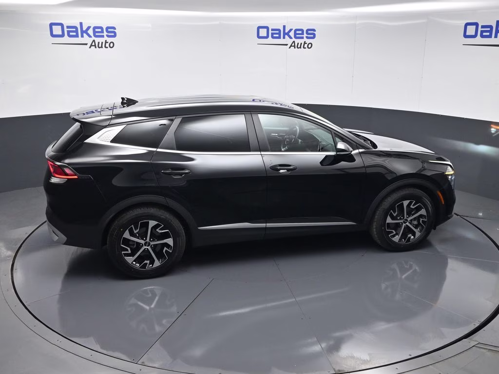 2024 Ebony Black Kia Sportage EX FWD SUV