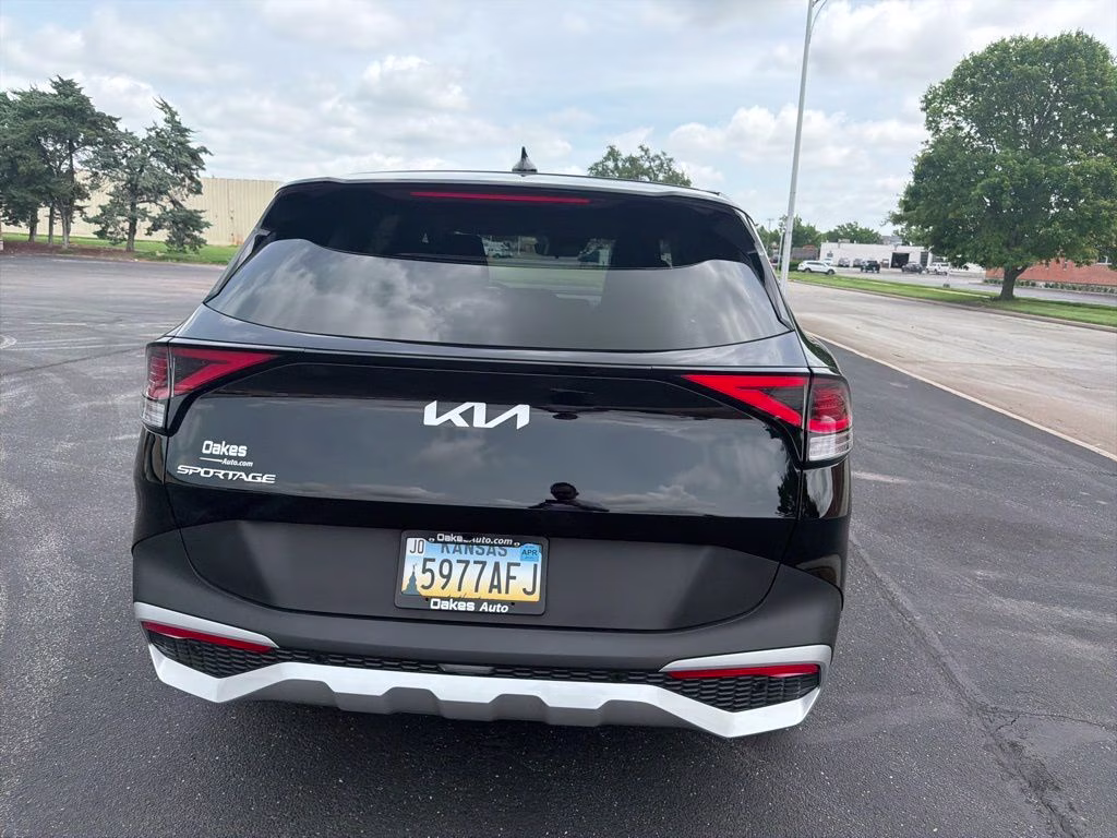 2024 Ebony Black Kia Sportage EX FWD SUV