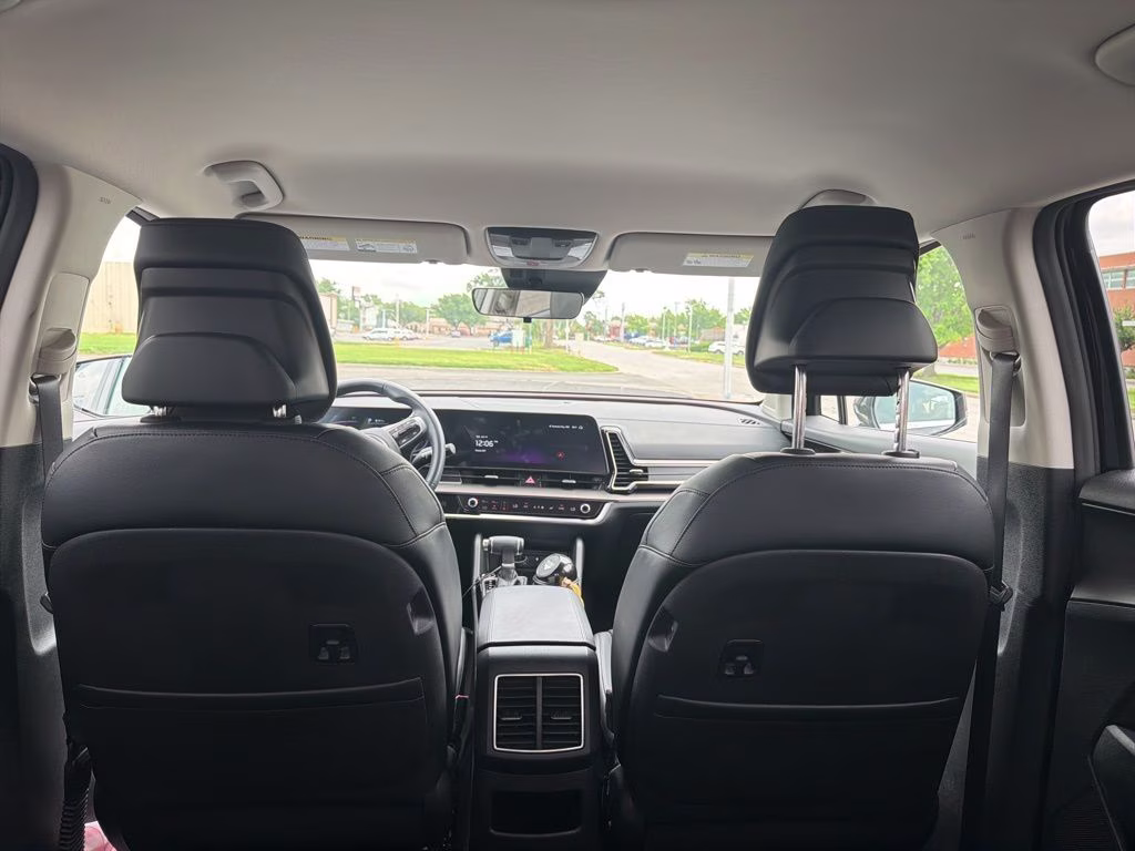 2024 Ebony Black Kia Sportage EX FWD SUV