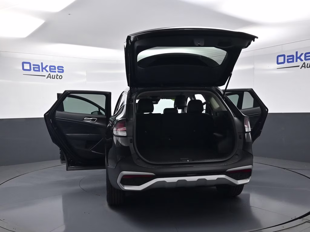 2024 Ebony Black Kia Sportage EX FWD SUV