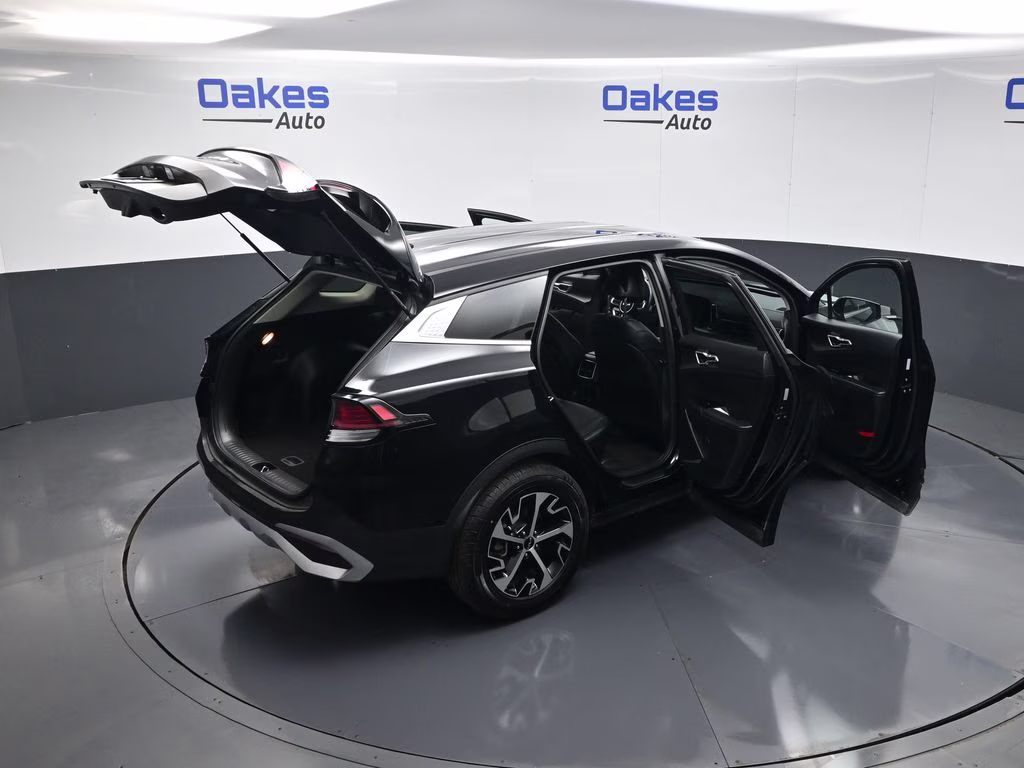 2024 Ebony Black Kia Sportage EX FWD SUV