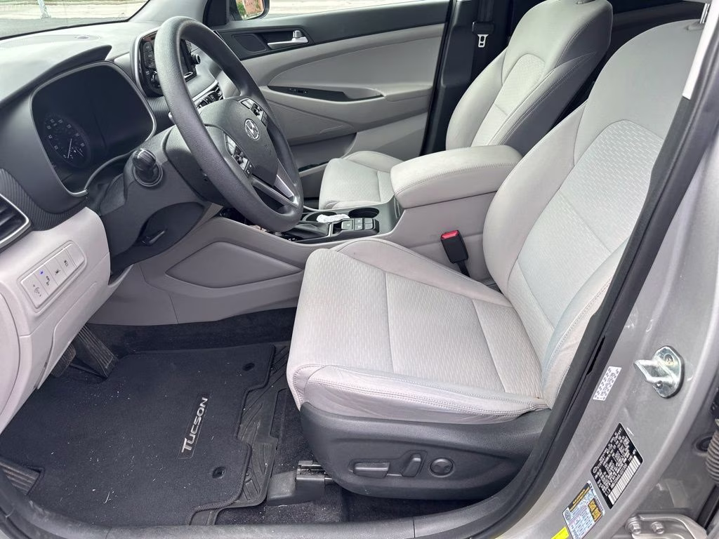 2020 Stellar Silver Hyundai Tucson Value FWD SUV