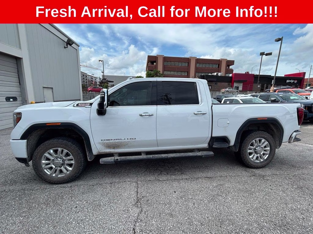 2022 Summit White GMC Sierra 2500HD Denali 4X4 Truck