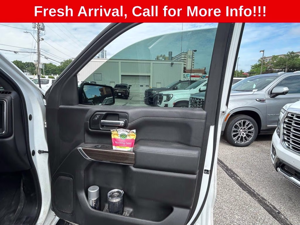 2019 Summit White Chevrolet Silverado 1500 LT 4X4 Truck