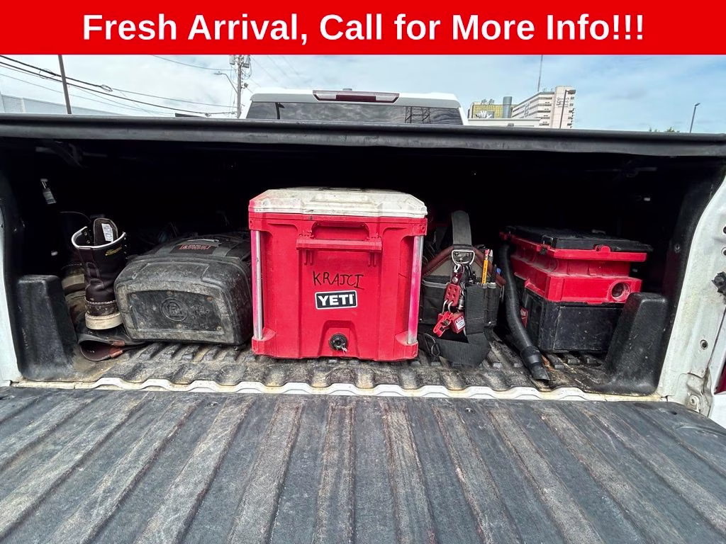 2019 Summit White Chevrolet Silverado 1500 LT 4X4 Truck
