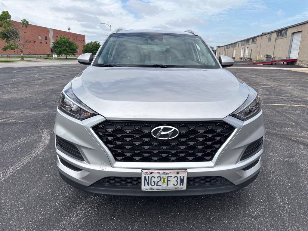 2020 Stellar Silver Hyundai Tucson Value FWD SUV