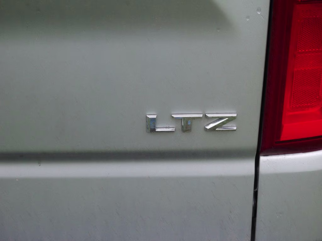 2020 Silver Ice Metallic Chevrolet Silverado 1500 LTZ 4X4 Truck
