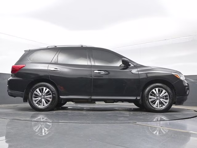 2020 Magnetic Black Pearl Nissan Pathfinder S 4X4 SUV