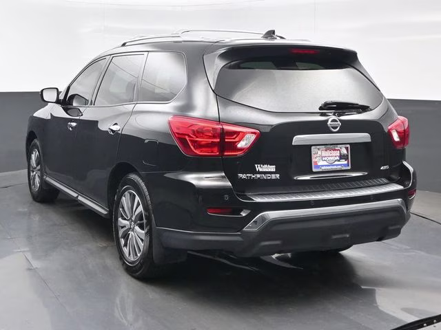 2020 Magnetic Black Pearl Nissan Pathfinder S 4X4 SUV