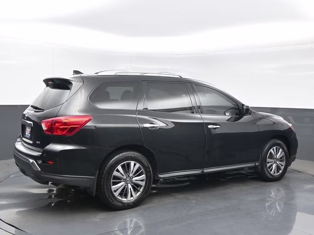 2020 Magnetic Black Pearl Nissan Pathfinder S 4X4 SUV