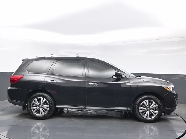 2020 Magnetic Black Pearl Nissan Pathfinder S 4X4 SUV