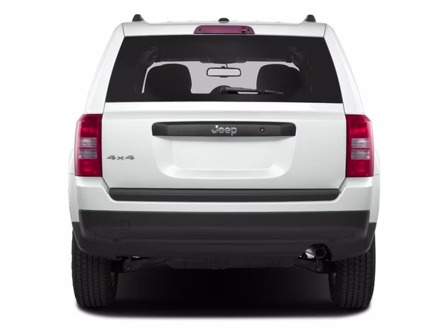 2016 Granite Crystal Metallic Clearcoat Jeep Patriot Sport FWD SUV
