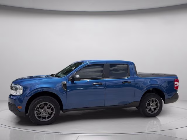 2023 Atlas Blue Metallic Ford Maverick XLT FWD Truck