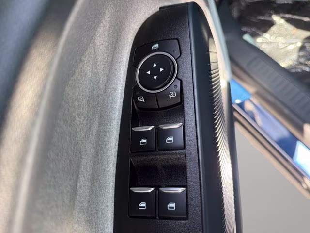 2023 Atlas Blue Metallic Ford Maverick XLT FWD Truck