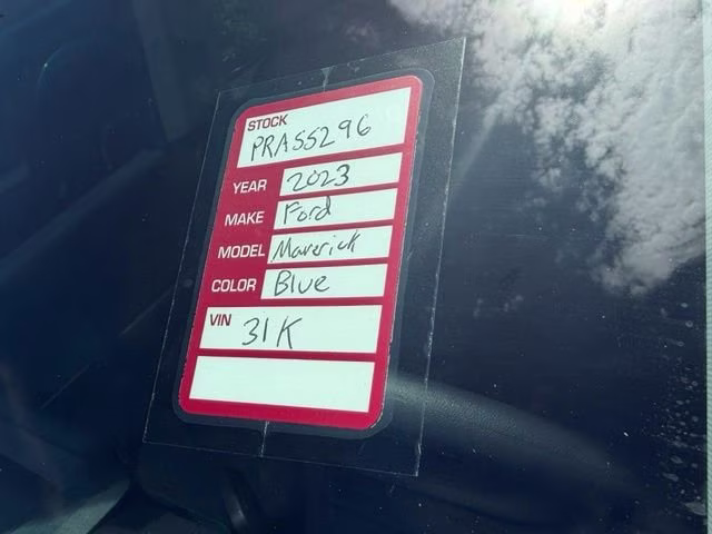 2023 Atlas Blue Metallic Ford Maverick XLT FWD Truck