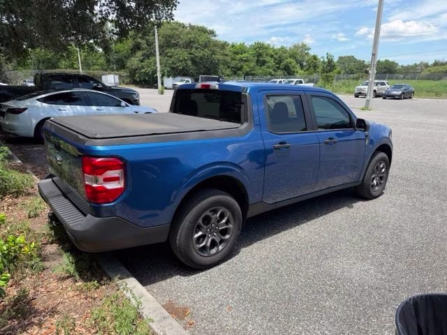 2023 Atlas Blue Metallic Ford Maverick XLT FWD Truck
