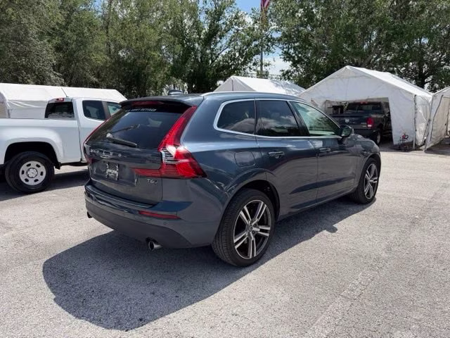 2021 Denim Blue Metallic Volvo XC60 T6 Momentum AWD SUV