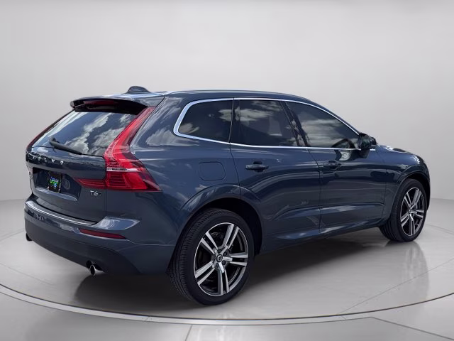 2021 Denim Blue Metallic Volvo XC60 T6 Momentum AWD SUV