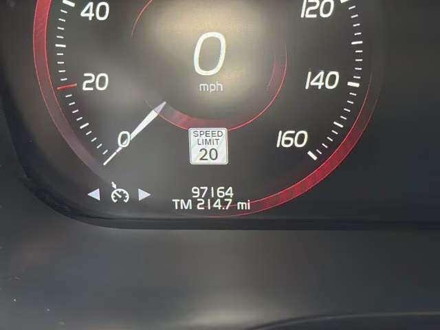 2021 Denim Blue Metallic Volvo XC60 T6 Momentum AWD SUV