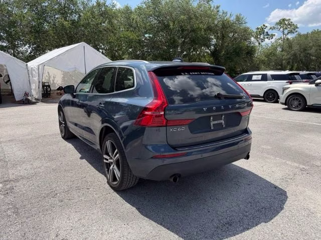 2021 Denim Blue Metallic Volvo XC60 T6 Momentum AWD SUV