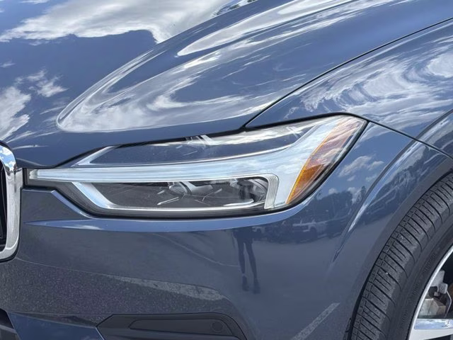 2021 Denim Blue Metallic Volvo XC60 T6 Momentum AWD SUV