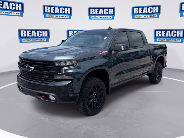 2022 Shadow Gray Metallic Chevrolet Silverado 1500 LTD LT Trail Boss 4X4 Truck