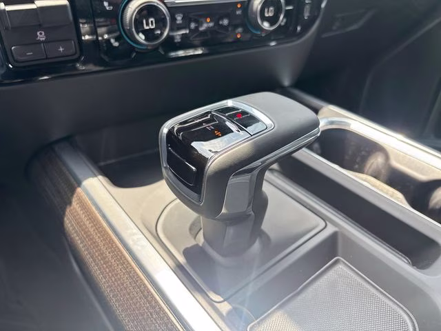 2025 Sterling Gray Metallic Chevrolet Silverado 1500 RST 4X4 Truck