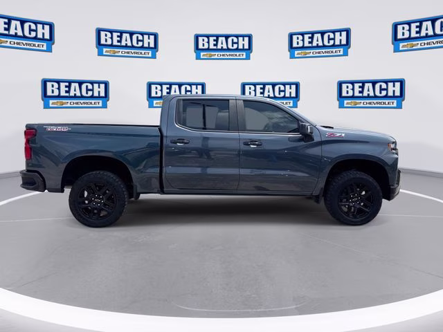 2022 Shadow Gray Metallic Chevrolet Silverado 1500 LTD LT Trail Boss 4X4 Truck