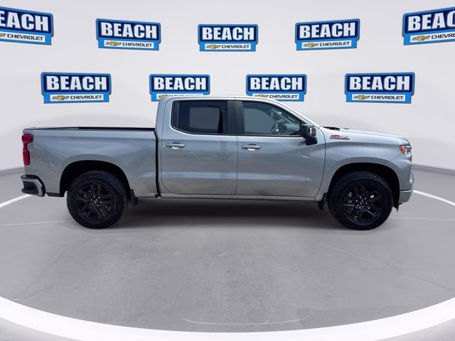 2025 Sterling Gray Metallic Chevrolet Silverado 1500 RST 4X4 Truck