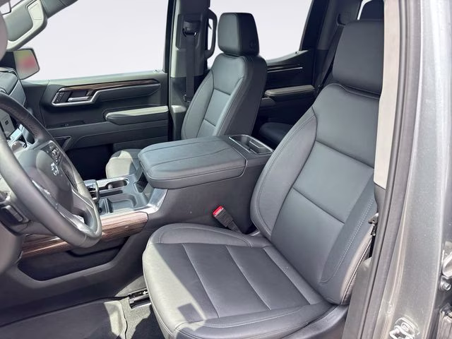 2025 Sterling Gray Metallic Chevrolet Silverado 1500 RST 4X4 Truck
