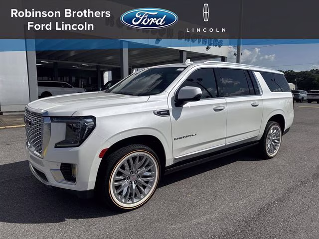 2023 White Frost GMC Yukon XL Denali RWD SUV