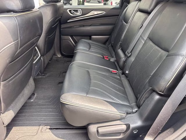 2016 Black Obsidian INFINITI QX60 Base FWD SUV