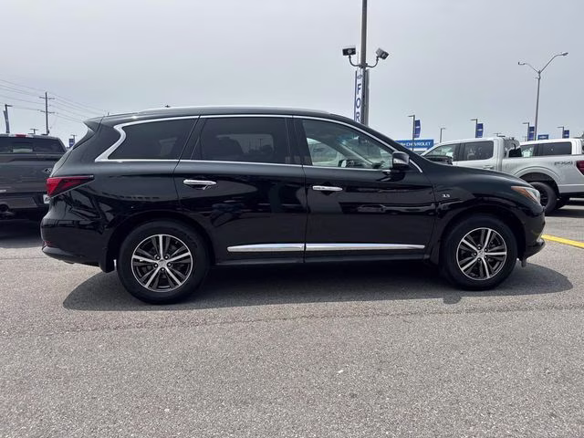 2016 Black Obsidian INFINITI QX60 Base FWD SUV