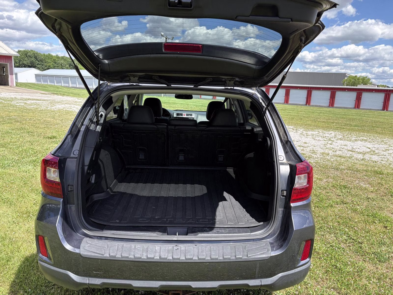 2015 Carbide Gray Metallic Subaru Outback 2.5i Limited AWD SUV