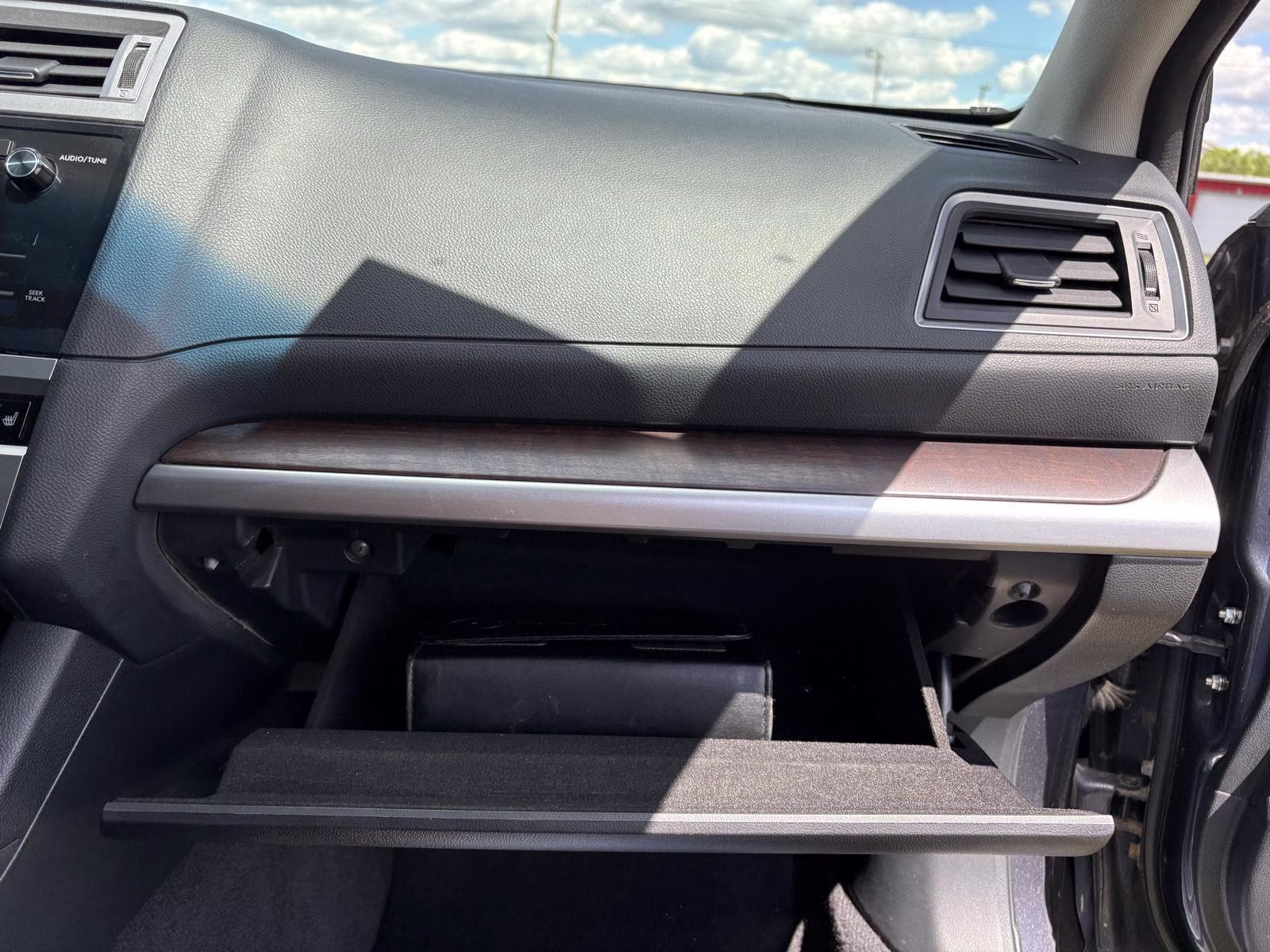 2015 Carbide Gray Metallic Subaru Outback 2.5i Limited AWD SUV