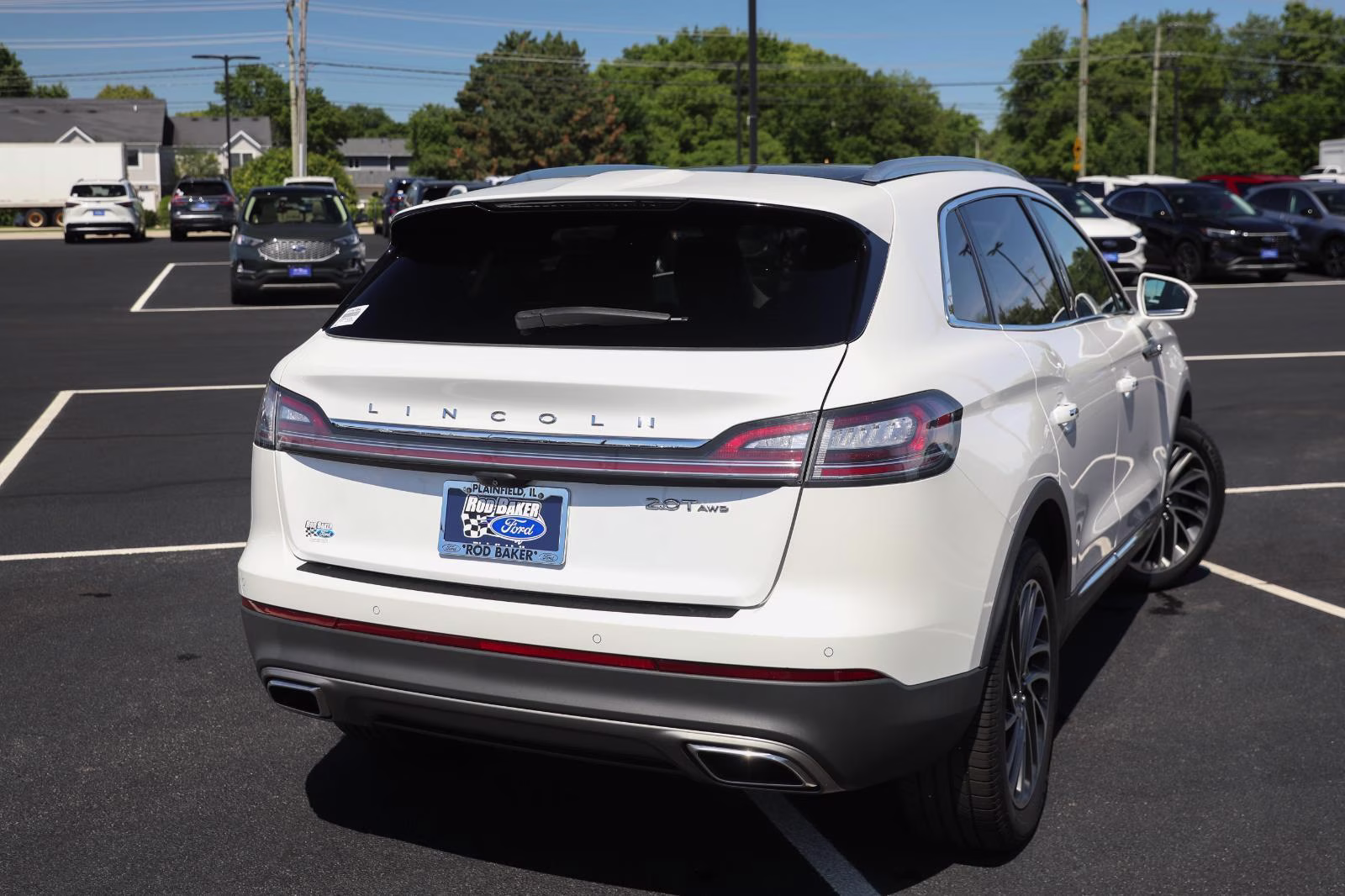 2020 Pristine White Lincoln Nautilus Reserve AWD SUV
